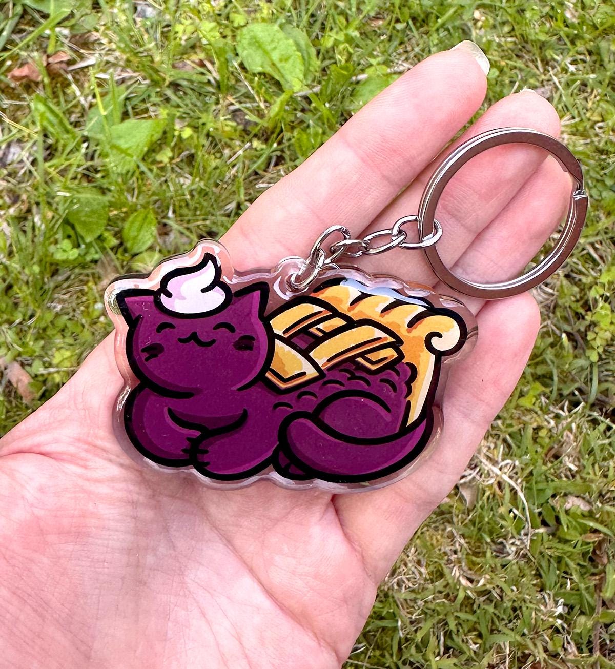 Blueberry Pie Cat Keychain