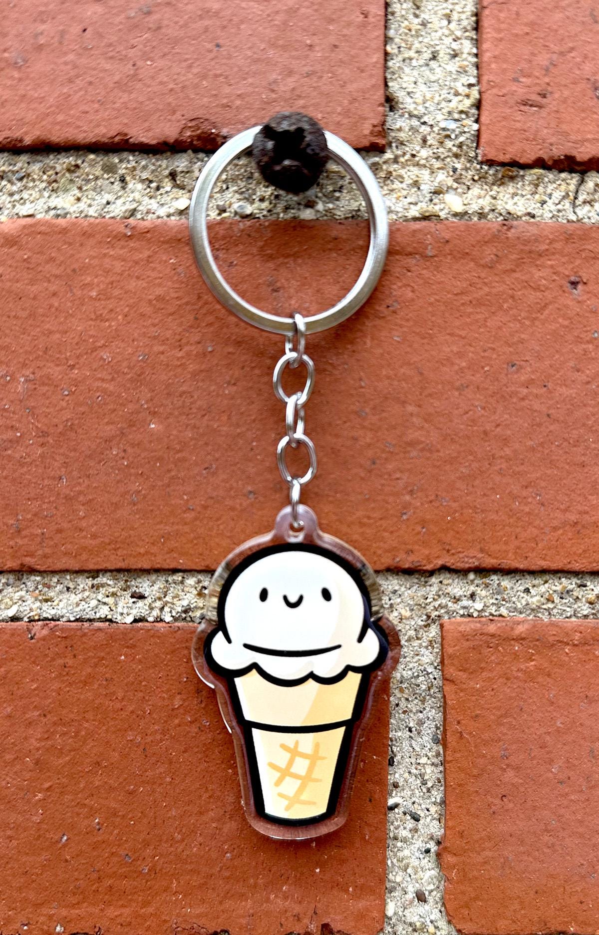 Ice Cream Cone Keychain (Vanilla)