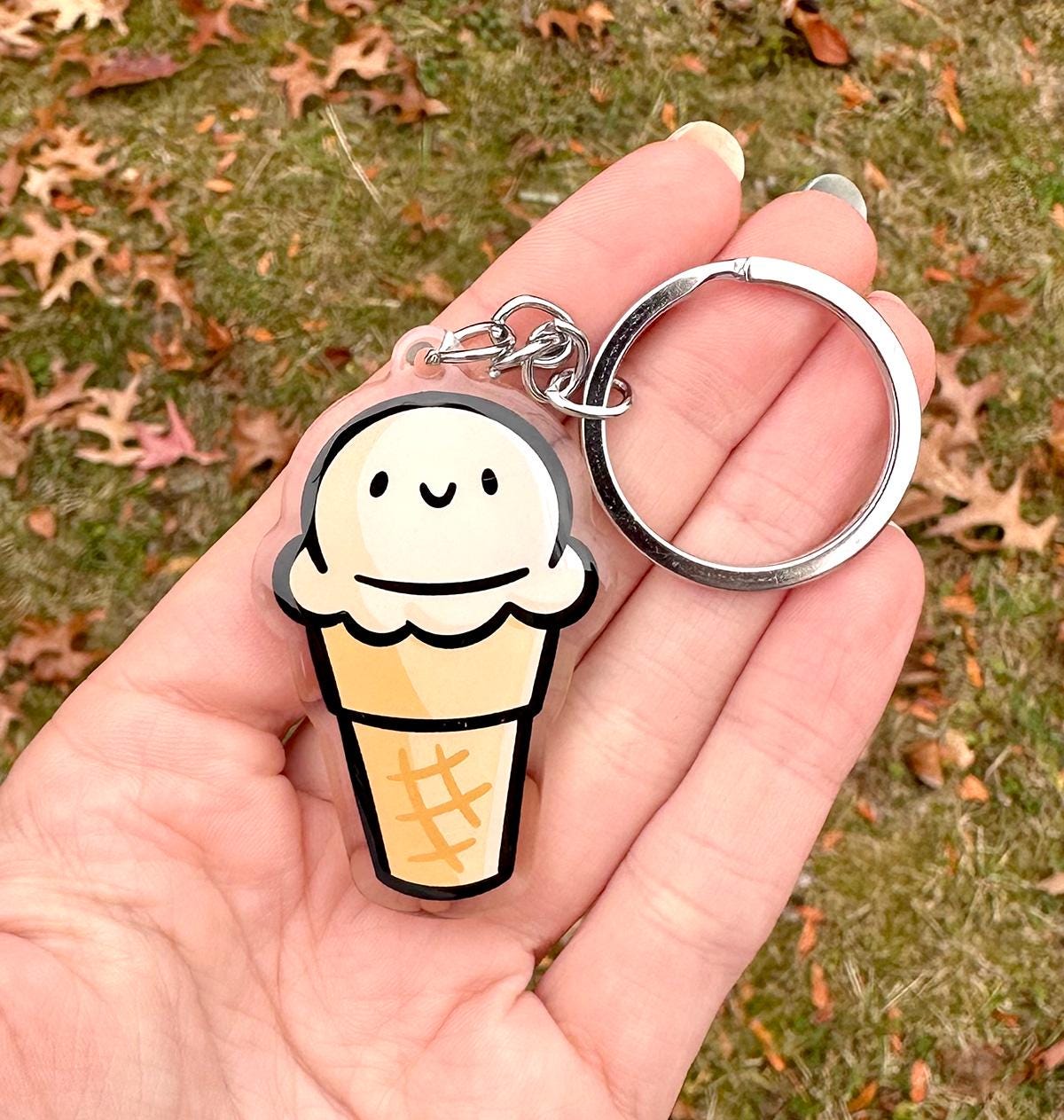 Ice Cream Cone Keychain (Vanilla)