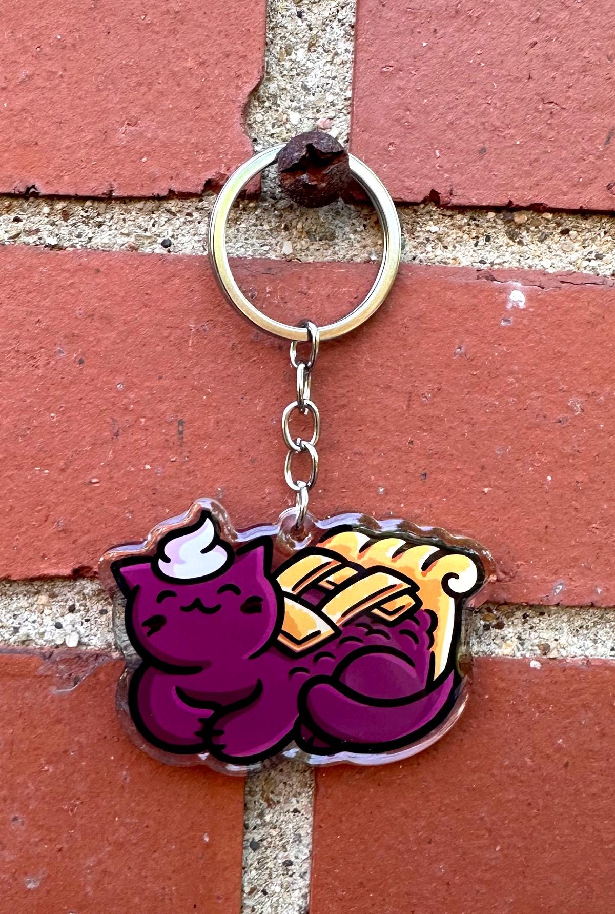 Blueberry Pie Cat Keychain